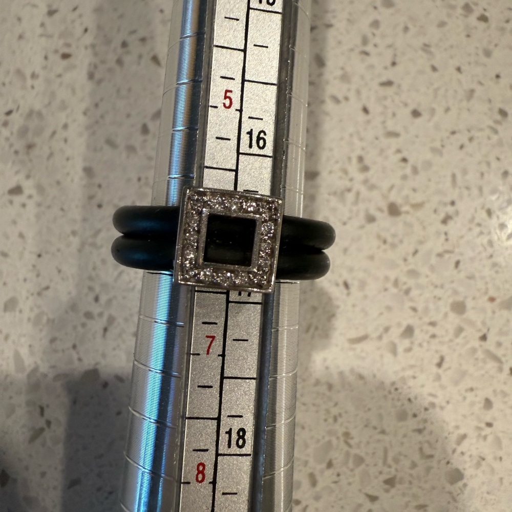 Effy Bita Square 14kt white gold diamonds Charm Black double Rubber cord ring 6 - Picture 2 of 3